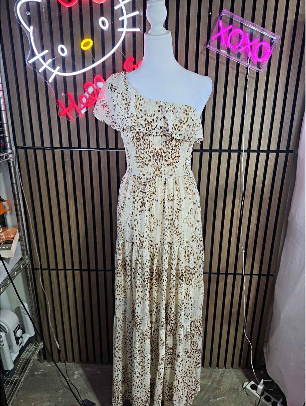 Express x Rachel Zoe Maxi Dress XS Ivory Brown Animal Print One Shoulder Pleated